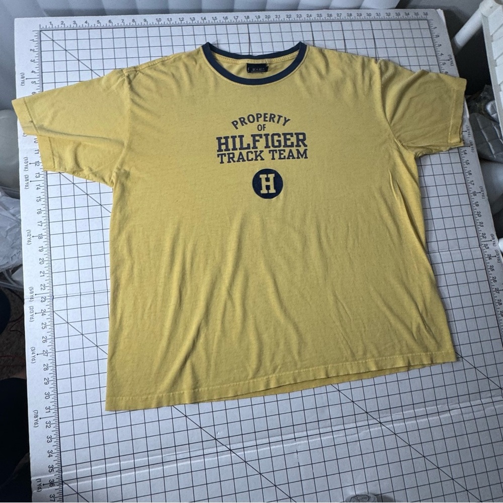 Vintage Tommy Hilfiger Track Team T Shirt Mens Graphic Tee Crew Neck distressed
